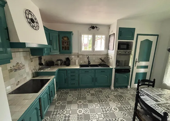 Guest house Verdoline 3*